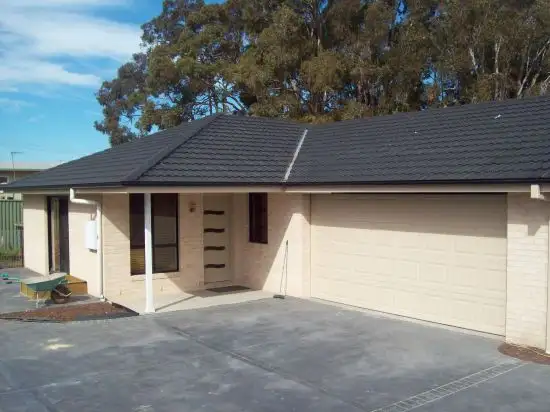 Second view of Homely semi-detached listing, 5a Nichols Avenue, Gorokan NSW 2263