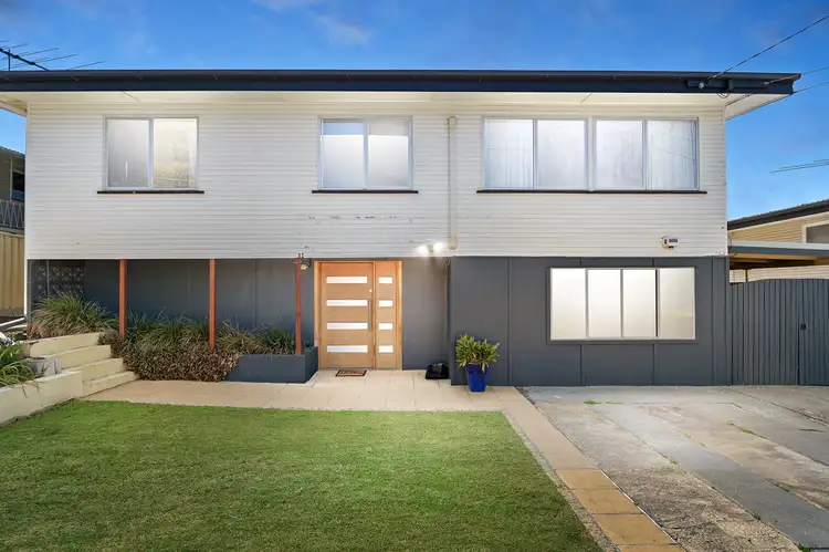 32 Neal Street, Brighton QLD 4017