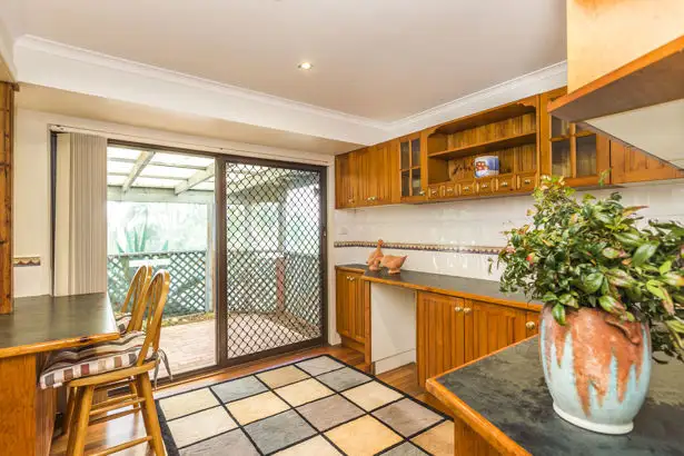 Sixth view of Homely house listing, 5 Casuarina Circuit, Warabrook NSW 2304