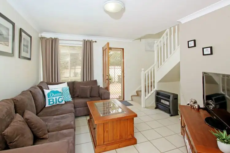 Second view of Homely townhouse listing, 4/33 Doonside Crescent, Blacktown NSW 2148