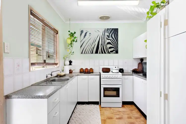 48 Longland Street, Redcliffe QLD 4020
