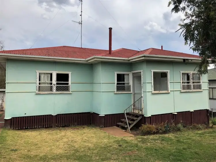 152 Jellicoe Street, North Toowoomba QLD 4350