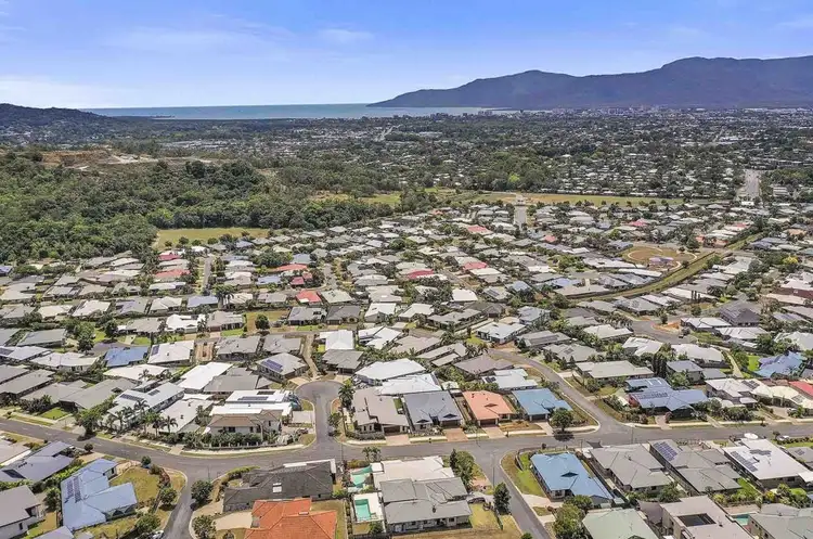 Fourth view of Homely house listing, 2 Trumpeter Street, Kanimbla QLD 4870