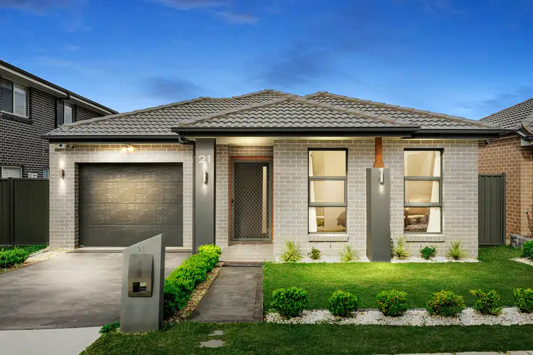 21 Fishburn Street, Jordan Springs NSW 2747