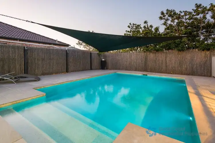 4 Applegum Place, Molendinar QLD 4214