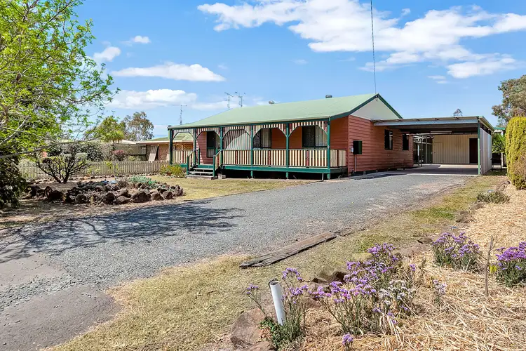 9 John Street, Cambooya QLD 4358