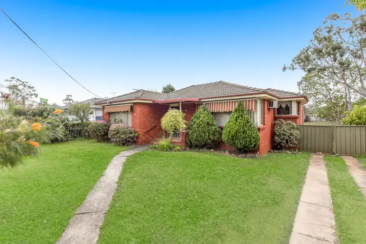28 Megalong Crescent, Campbelltown NSW 2560