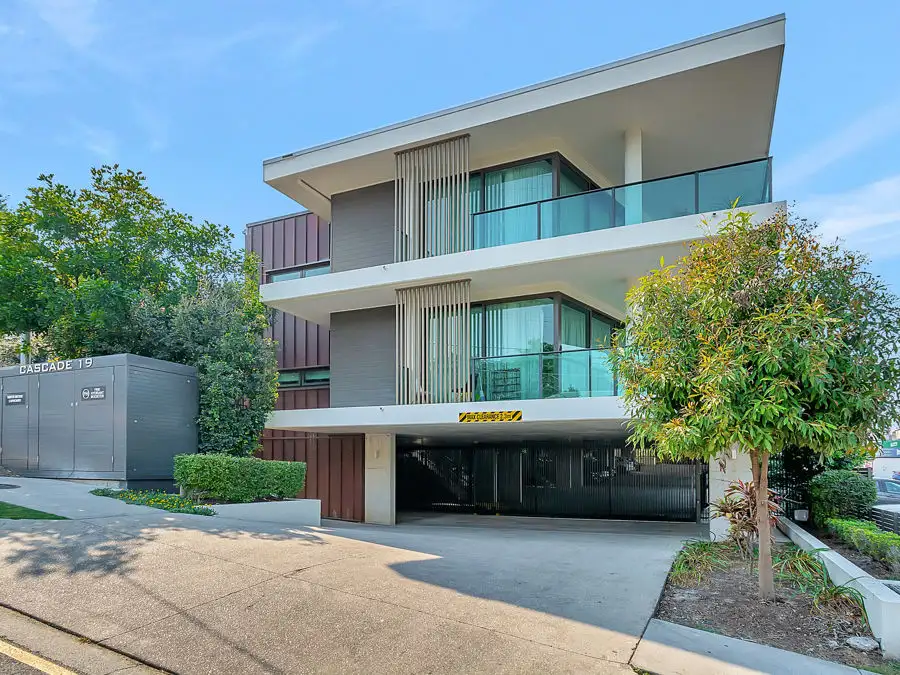 Main view of Homely unit listing, 6/19 Princess Street, Bulimba QLD 4171