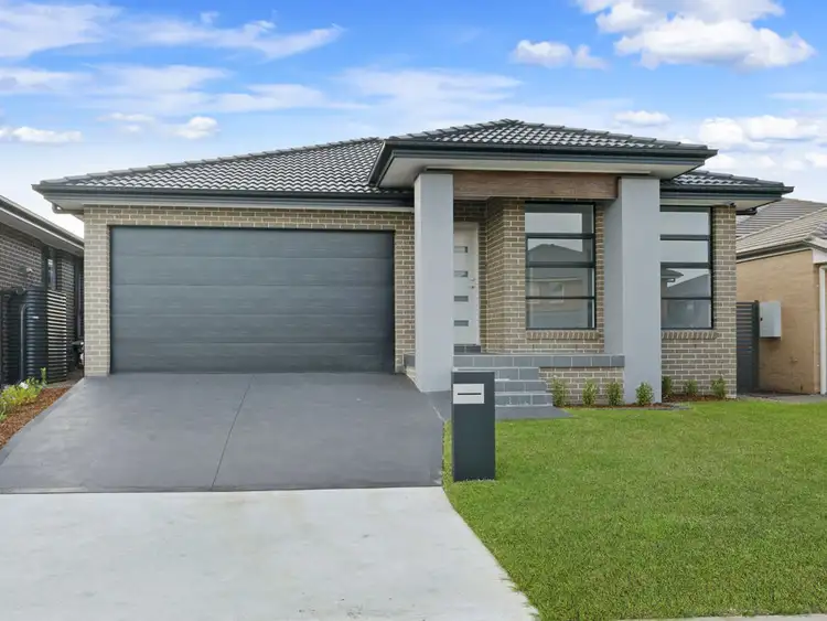 5 Redden Crescent, Riverstone NSW 2765