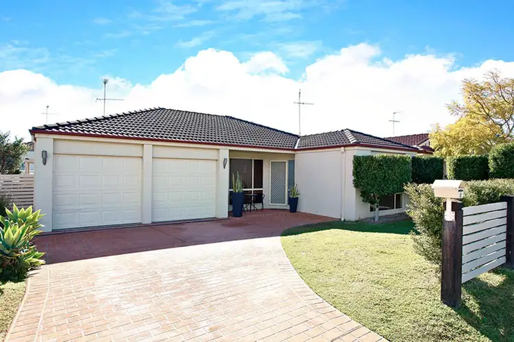 11 Diana Ave, Kellyville NSW 2155