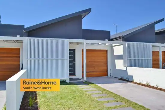 4/17 John Shaw Close, South West Rocks NSW 2431