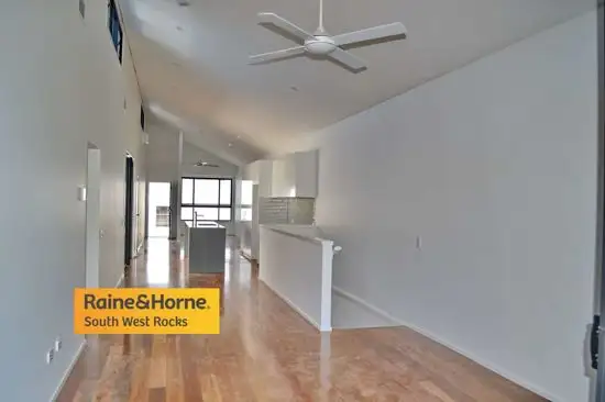 Fifth view of Homely house listing, 4/17 John Shaw Close, South West Rocks NSW 2431