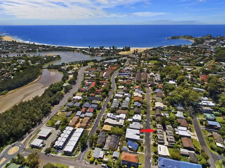 Second view of Homely house listing, 2/5-7 Lorikeet Street, Terrigal NSW 2260