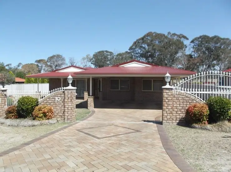Main view of Homely house listing, 10 Fairway Crescent, Stanthorpe QLD 4380