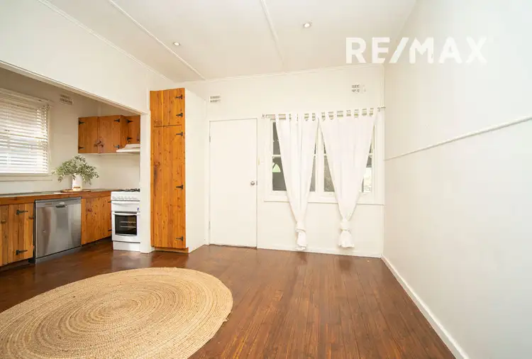 Fifth view of Homely house listing, 146 Fernleigh Road, Mount Austin NSW 2650