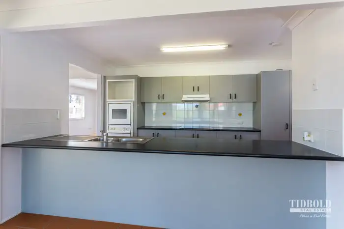 Second view of Homely house listing, 4 Kianga Court, Victoria Point QLD 4165
