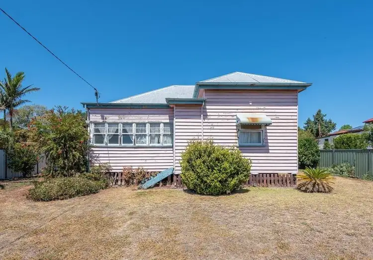134 Hill Street, Newtown QLD 4350