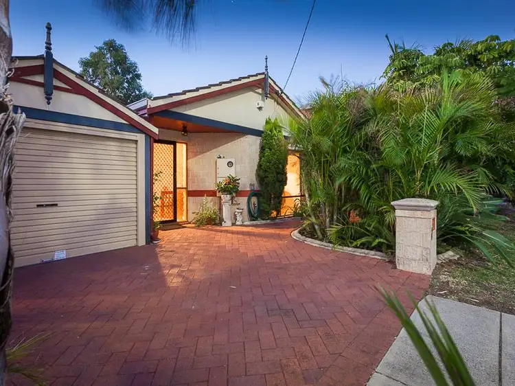 1 Carcoola Court, Nollamara WA 6061