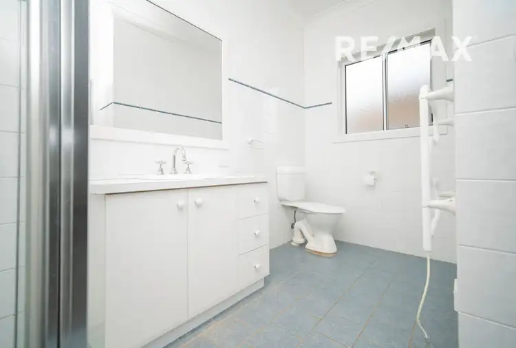 Fourth view of Homely house listing, 6 Lyndoch Place, Bourkelands NSW 2650