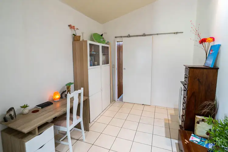 Fifth view of Homely house listing, 5 Oloway Cr, Alexandra Headland QLD 4572