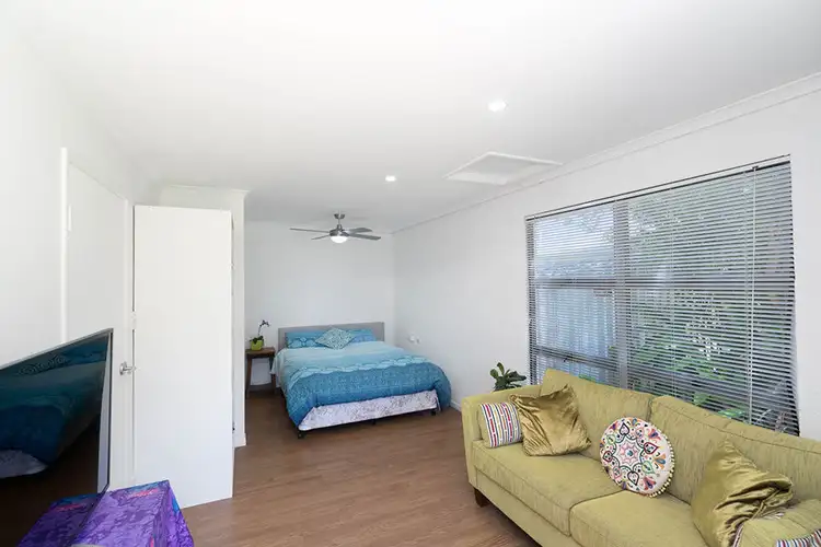 Seventh view of Homely house listing, 5 Oloway Cr, Alexandra Headland QLD 4572