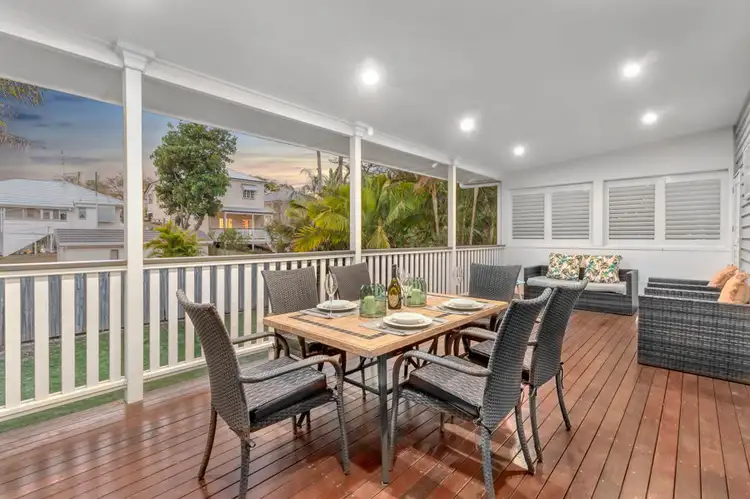 30 Margaret Street, Camp Hill QLD 4152