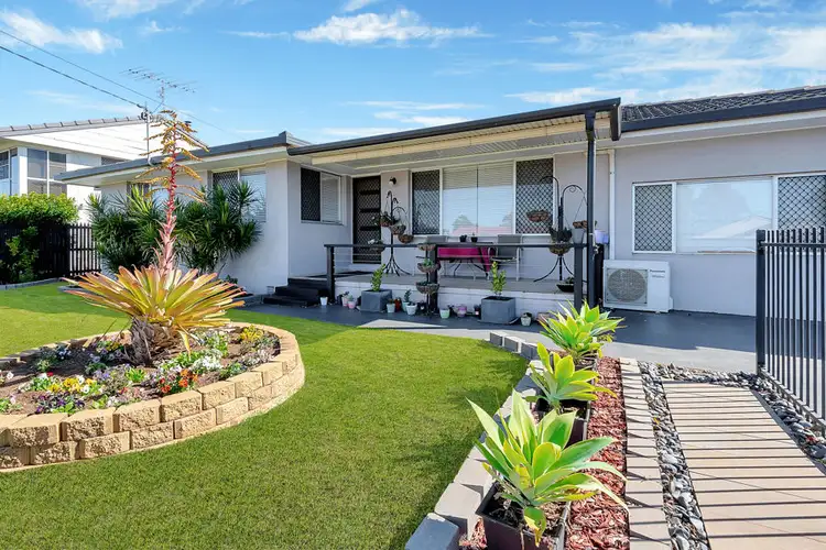 15 Hampton Street, Newtown QLD 4350