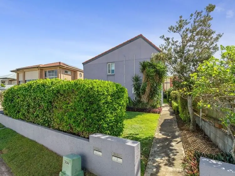 Main view of Homely unit listing, 3/115 Prince Edward Parade, Scarborough QLD 4020