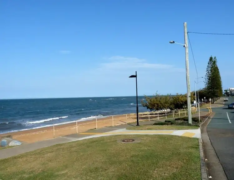 Sixth view of Homely unit listing, 3/115 Prince Edward Parade, Scarborough QLD 4020