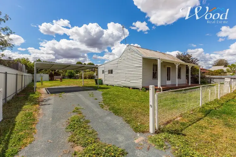 24 Day Street, Henty NSW 2658