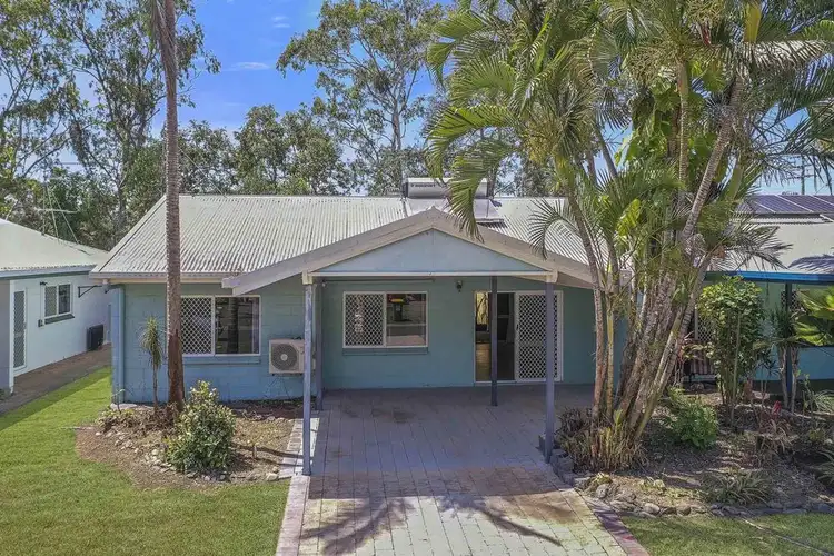 Villa 2/2-6 Lake Placid Road, Caravonica QLD 4878