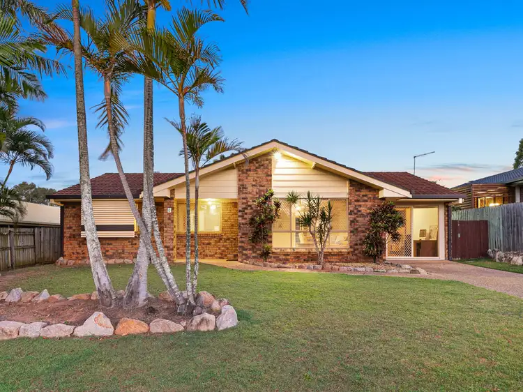 4 Copernicus Street, Wynnum West QLD 4178