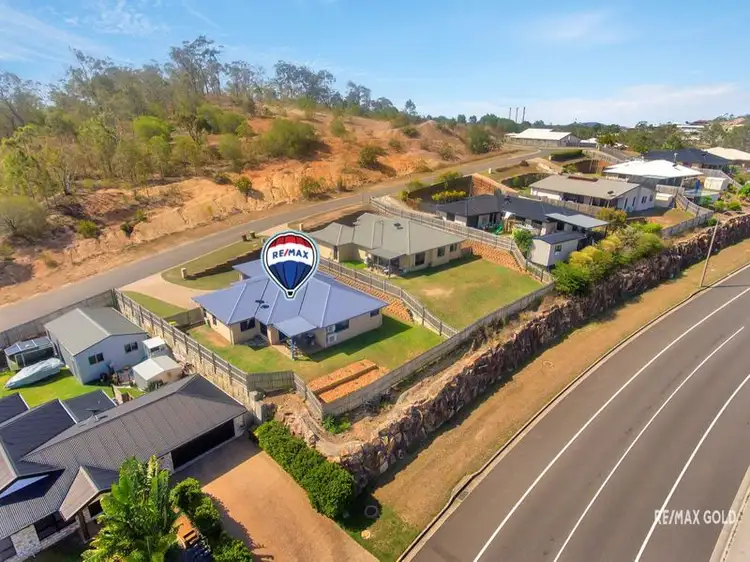 17 Julius Crescent, Clinton QLD 4680