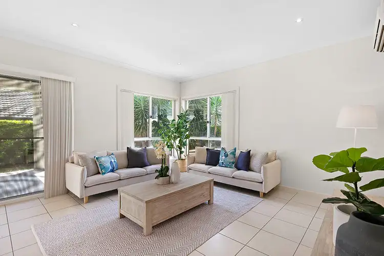 10 Clearview Street, Belmont QLD 4153