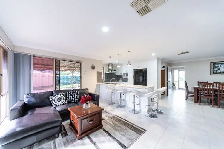 Sixth view of Homely house listing, 15 Blackbutt Court, Morley WA 6062