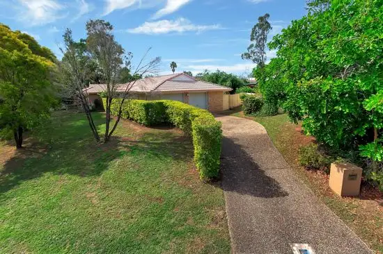 2 Lakewood Court, Flinders View QLD 4305