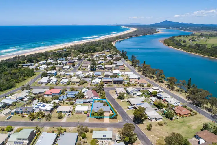 Second view of Homely house listing, 9 Grevillea Avenue, Mylestom NSW 2454