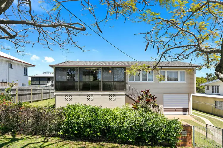 12 Leroy St, Manly West QLD 4179