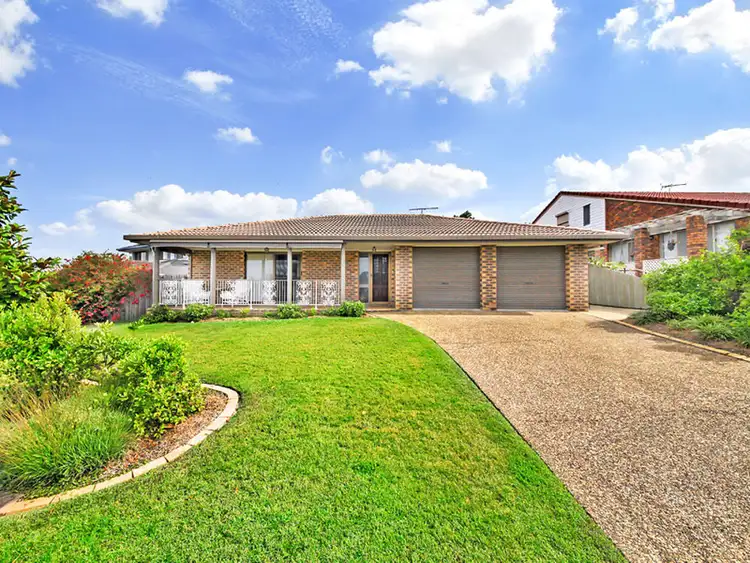 8 Breadalbane Street, Carindale QLD 4152