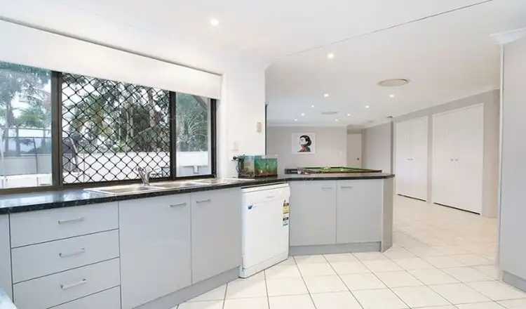 Fifth view of Homely house listing, 20 Carissa Court, Camira QLD 4300