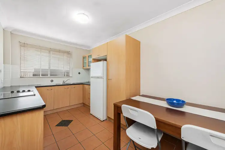 3/56 Cedar Street, Greenslopes QLD 4120