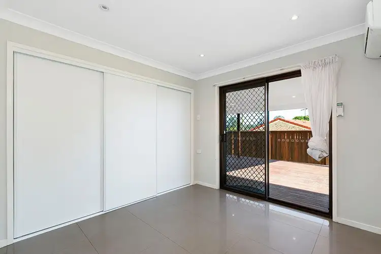 Sixth view of Homely house listing, 2 Seymore ct, Boronia Heights QLD 4124