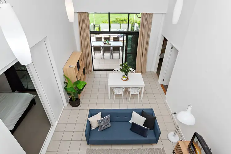 Third view of Homely unit listing, 21/1 Newstead Avenue, Newstead QLD 4006