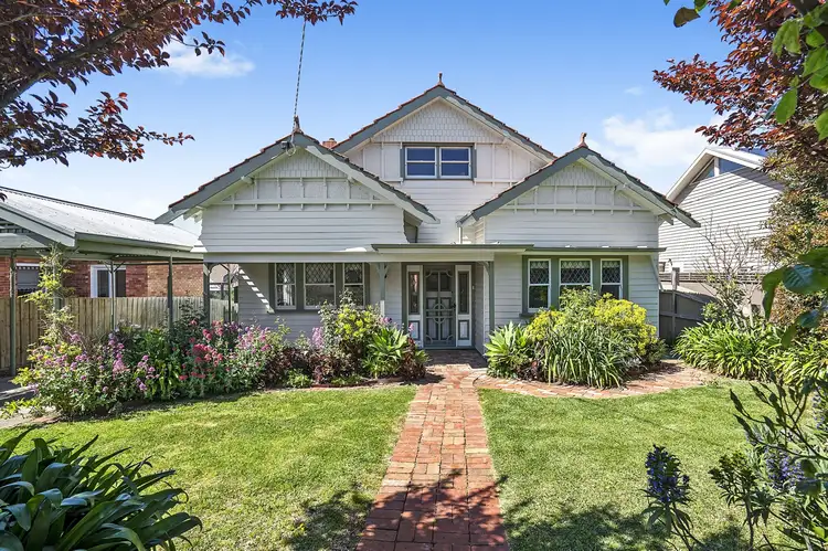 3 Malvern Grove, Manifold Heights VIC 3218