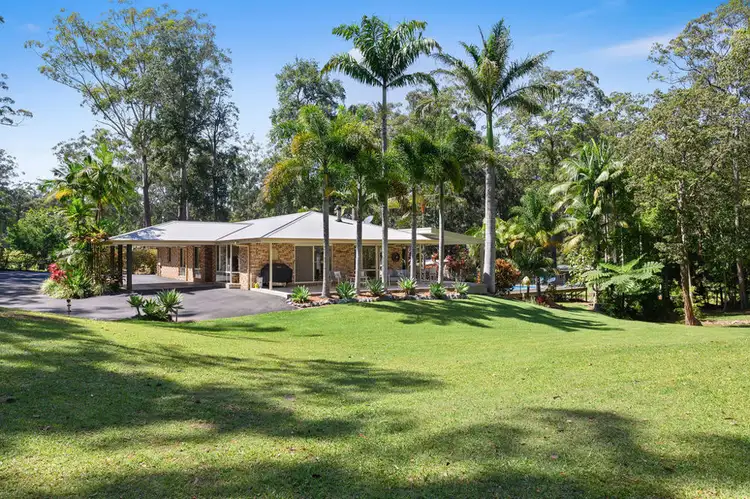 27 Skinner Close, Emerald Beach NSW 2456