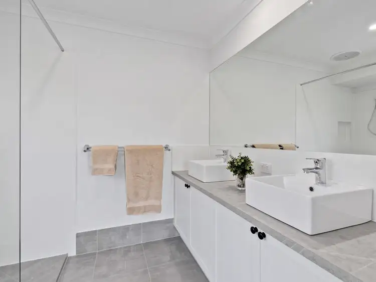 Fifth view of Homely house listing, 40 Altitude Drive, Burnside QLD 4560