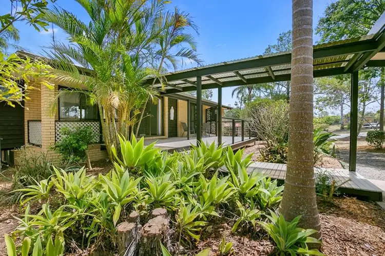 62 Watson Road, Southside QLD 4570