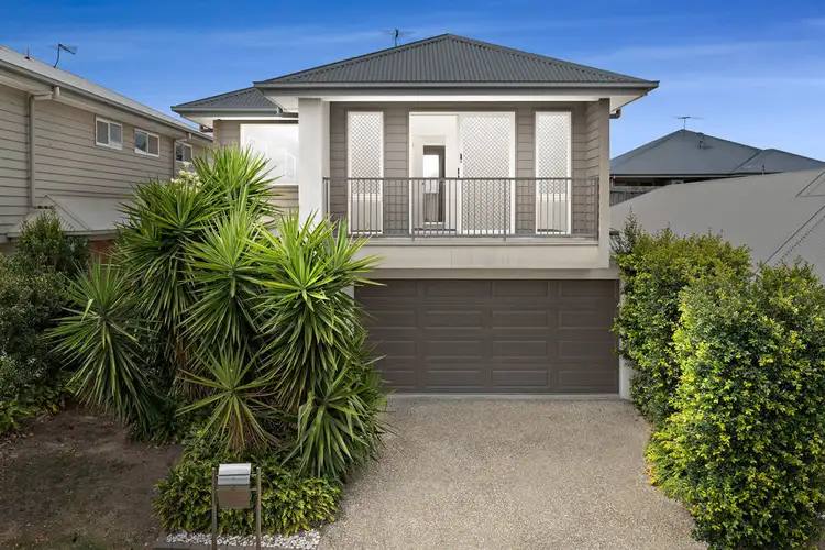 8 Crest Street, Narangba QLD 4504
