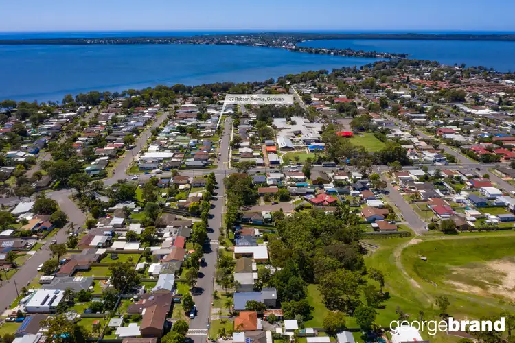 37 Robson Avenue, Gorokan NSW 2263
