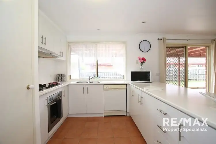 Second view of Homely house listing, 7 Greenlea Grove, Hampton Park VIC 3976